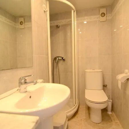 Apartment Rocamaura Ii 5-8 *